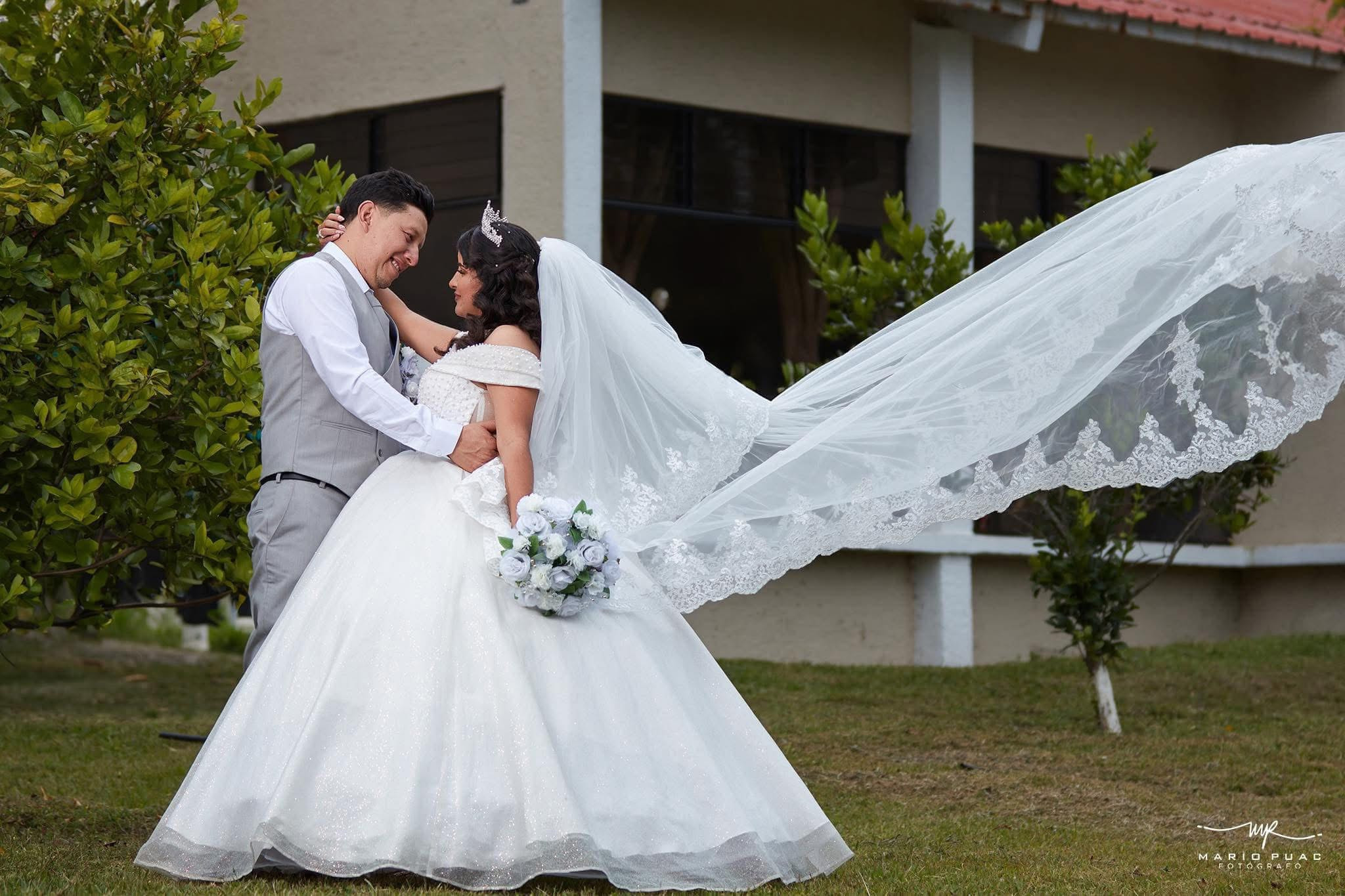 BODAS  &  QUINCEAÑOS