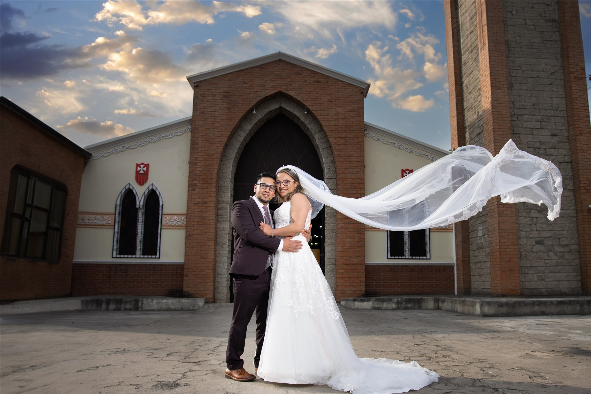 BODAS  &  QUINCEAÑOS